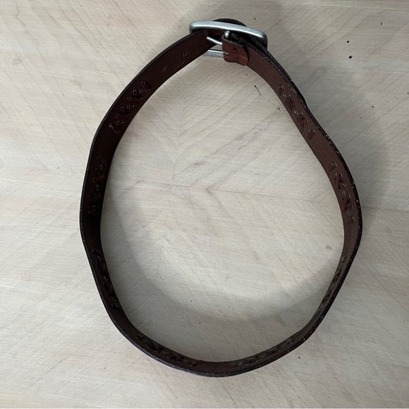 Fossil Brown Leather Decorative Stitch Pattern and Square Silver Buckle M - Picture 4 of 8